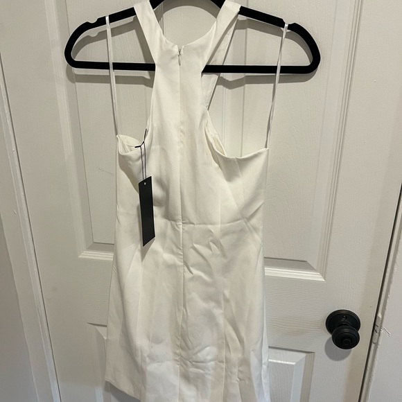 Bella and bloom boutique white criss cross dress! - Picture 4 of 5